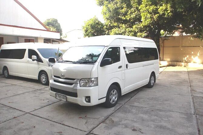1-Day Private Bali Car Transfer With Experienced Driver - The English-speaking driver piece: where quality shows up