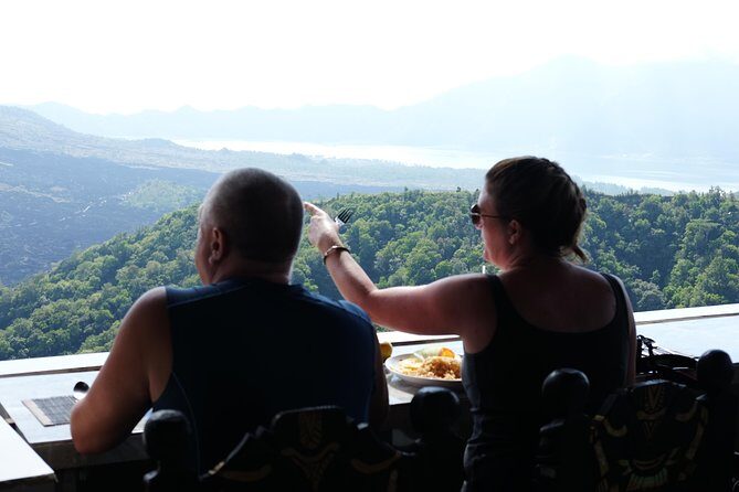 2-Day Private Sightseeing Tour of Bali with Hotel Pickup - Day 1: Tohpati batik, Celuk gold, and Batuan art on one tight route