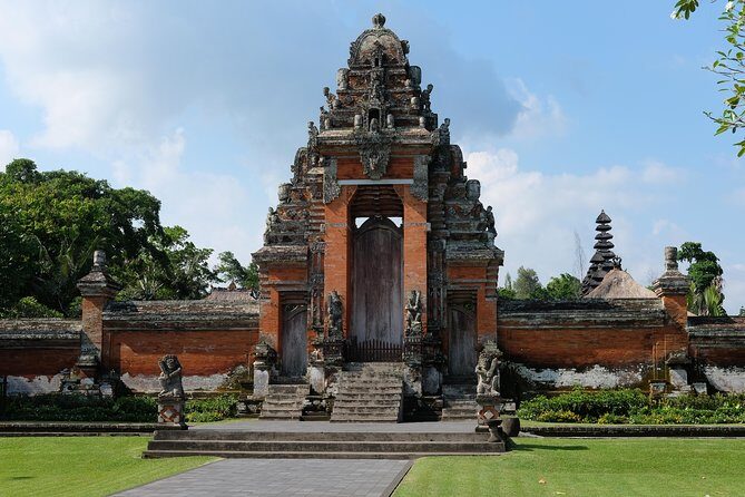 2-Day Private Sightseeing Tour of Bali with Hotel Pickup - Price and value: what $86.67 gets you for two days