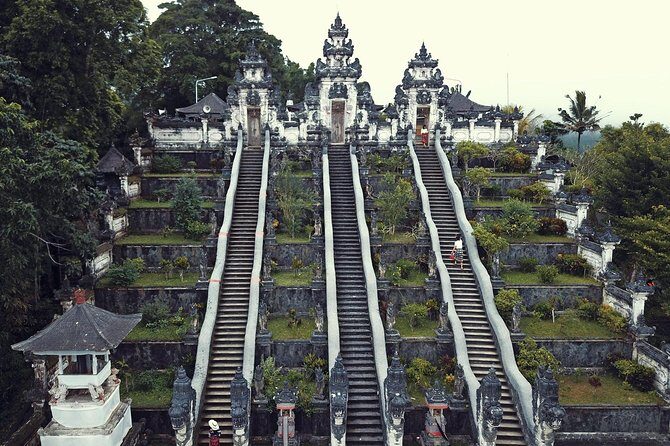 All-Inclusive Lempuyang Temple Gate Of Heaven Tour - Tirta Gangga: the royal water palace for photos and pause time