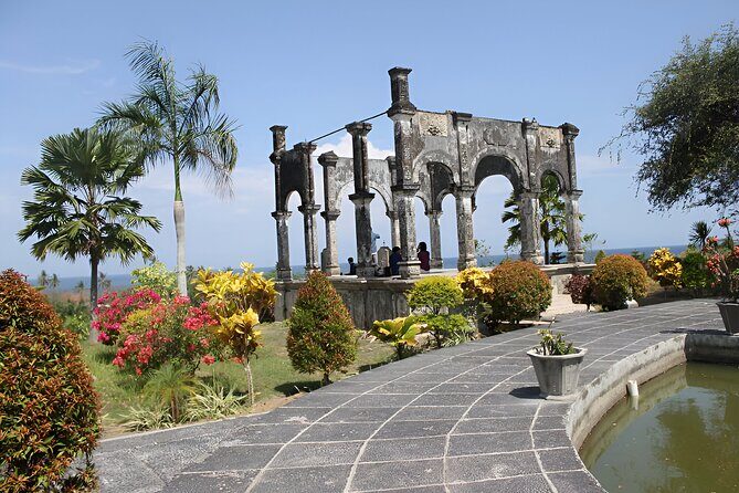 Amazing Private East Bali Full-Day Tour - Salt making and beach moments for photos