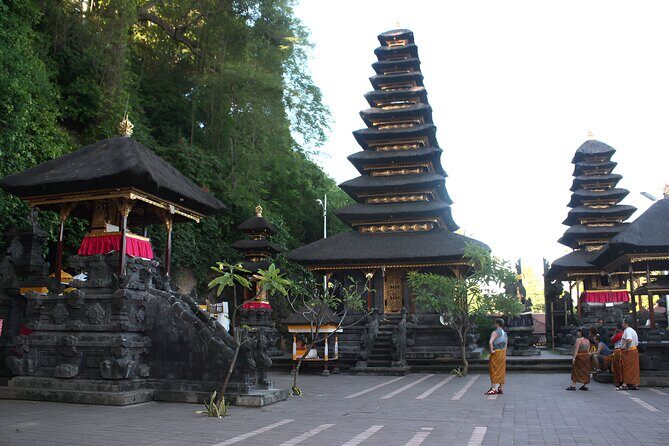 Amazing Private East Bali Full-Day Tour - Stop 1: Kertha Gosa at the royal palace site
