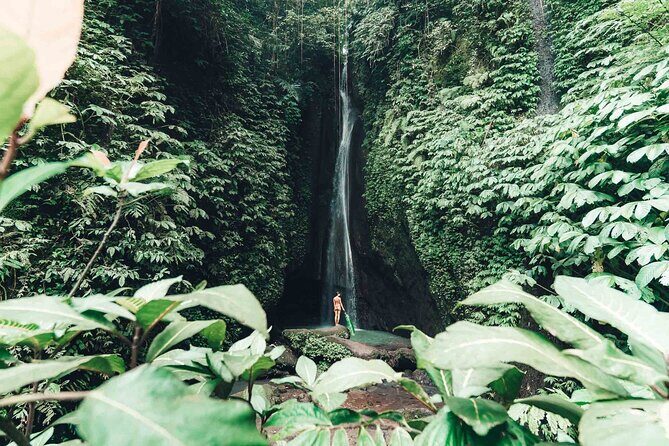 Bali 3 Days Private Tour-Bali Highlight - Day 2: East Bali culture route with Lempuyang, Tirta Gangga, Tenganan, and Goa Lawah