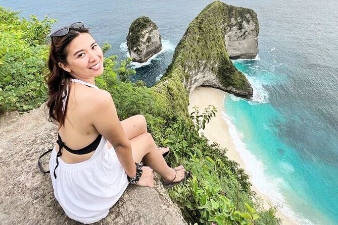 Bali 3 Days Private Tour-Bali Highlight - Day 1: Ubud and Central Bali temples with waterfall, rice terraces, and Tirta Empul