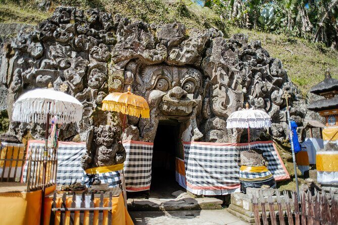 Bali Adventure Tour: Hidden Canyon, Tegenungan Waterfall, Goa Gajah temple - Stop 1: Beji Guwang Hidden Canyon water-walk and rock formations