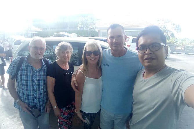 Bali airport transfer check in or check out Ubud area - Why a Ubud airport transfer beats the taxi shuffle