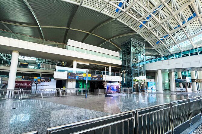 Bali Airport Transfer Service - From Your Arrival Exit to the Parking Lot: How the Pickup Works