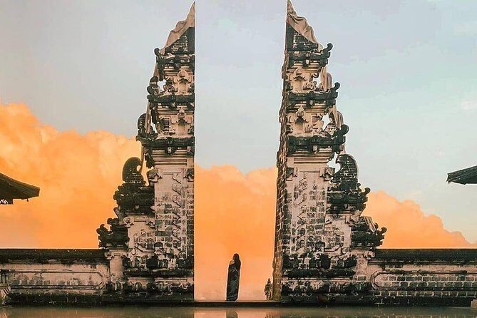 Bali Culture and Choose Your Bali Tour Route in Bali with Bali driver-Free WIFI - Uluwatu Temple, Kecak and Fire Dance at 6pm, and a Perfect Jimbaran Sundown