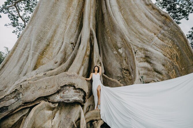 Bali Flying Dress VIP Ubud Photoshoot (Private with Professional Photographer) - Stop 1: Handara Iconic Gate, with admission included