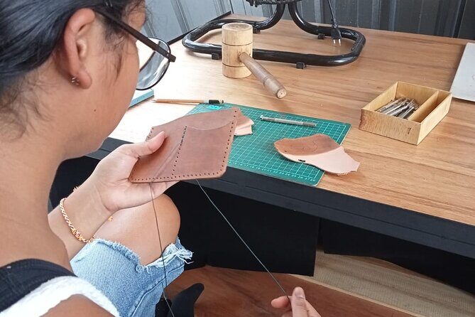 Bali Leather Craft Workshop - 6 hours ( canggu / seminyak) - A calm start in Seminyak, starting at 10:00