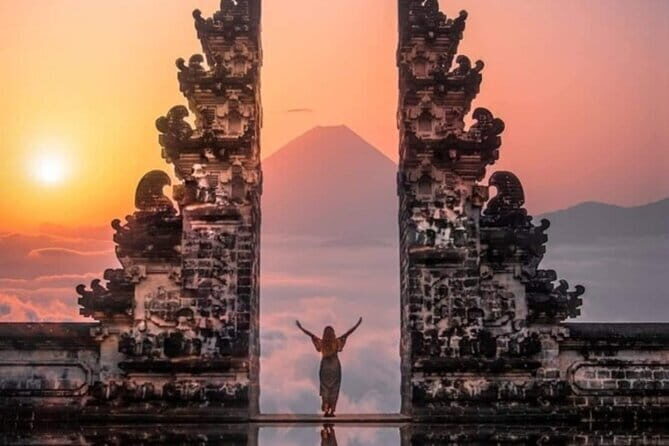 Bali Lempuyang Temple with Blue Lagoon Snorkeling - Lempuyang Temple’s Gate of Heaven: timing and what you’ll actually see
