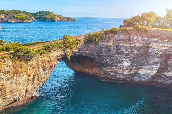 Bali Nusa Penida West Private All-Inclusive Tour - Speedboat to Nusa Penida: fast, but plan for bumps