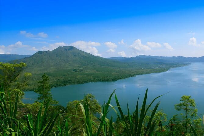 Bali Sekumpul with Fiji Waterfall & Bedugul Temple (Private Tour) - Fiji Waterfall Right After: Two Big Views, One Effort