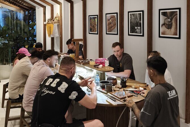 Bali Seminyak Silver Class Activity and Take Your Own Creation - The 2-hour flow: from design selection to your final polish