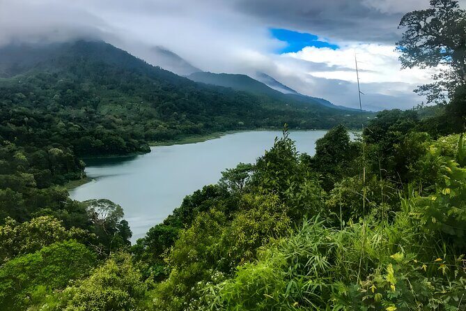 Bali Tour: The Best Way to Explore The Highlight of Bali - Lake Tamblingan and Buyan: high-altitude views and farm country