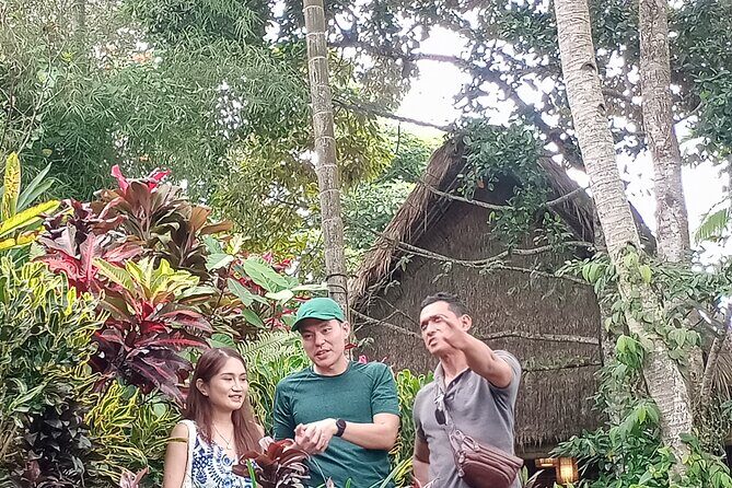 Bali Ubud Driver - Your driver: safety, punctual pickup, and real communication