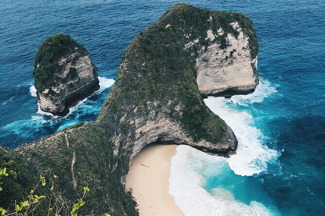 Best Iconic West and East Nusa Penida Island Tour - All Inclusive - Molenteng Tree House: The Hype, the Climb, and the Heat Test