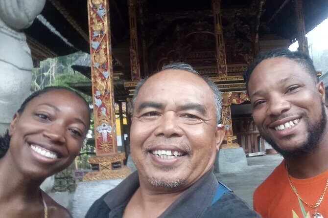 Best Of Ubud And Tanah Lot Temple Private Guide Tour - Stop 5: Happy Swing Bali for a Dress-Up Photo Moment