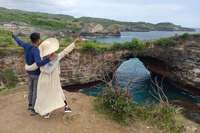 Best Seller West Nusa Penida Island Private Guided Tour - Stop 3: Angel’s Billabong infinity-pool moment (1 hour)