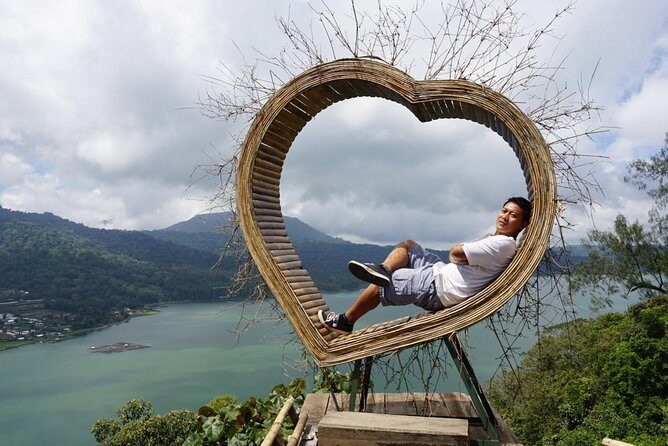 Complete your Bali Holiday with Bali Instagram Tour including Lunch - Ulun Danu Bratan Temple: the afternoon landmark you’ll remember