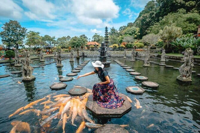 Discover Bali : Shore Excursion from Benoa Port with Free Wi-Fi - Stop 1: Tegenungan Waterfall—classic views, plan for extra time