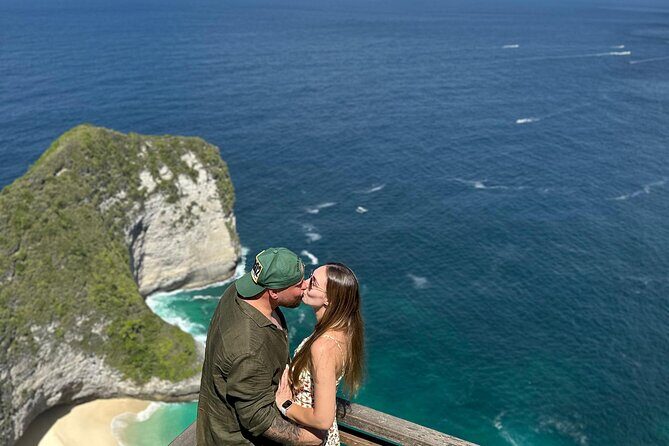 Experience West Nusa Penida Private Tour - Broken Beach and its natural arch: big scenery with a tight schedule