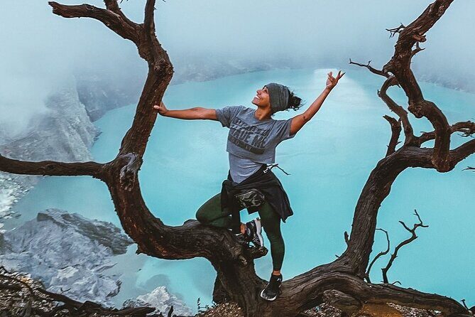 From Bali: 24-Hour Kawah Ijen Blue Flames, Dinner & Room - Gear That Actually Helps: Gas Mask, Flashlight, Wool Gloves