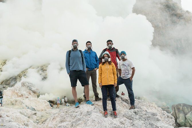 From Bali: 24-Hour Kawah Ijen Blue Flames, Dinner & Room - Day-By-Day: How the 24 Hours Typically Feel