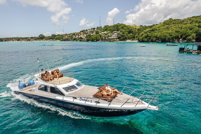 Full Day Nusa Penida by Honey Milk Yacht 13 meters - Khamara lunch with a white-sand daybed and view-first vibes