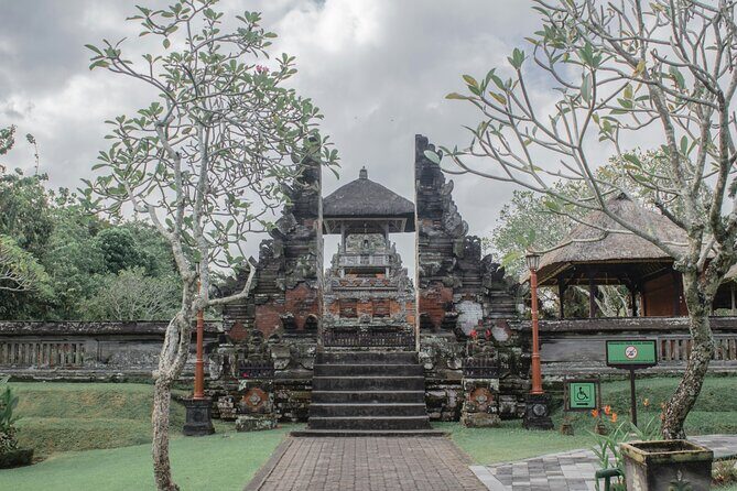 Full Day Private Tour to Ubud Waterfall and Tanah Lot Sunset - Tanah Lot sunset: the sea-rock temple payoff