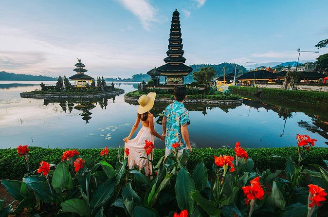 Full Day Private Water Temples Tour in Bali - Tanah Lot at Low Tide: Sunset Timing and Ocean Access