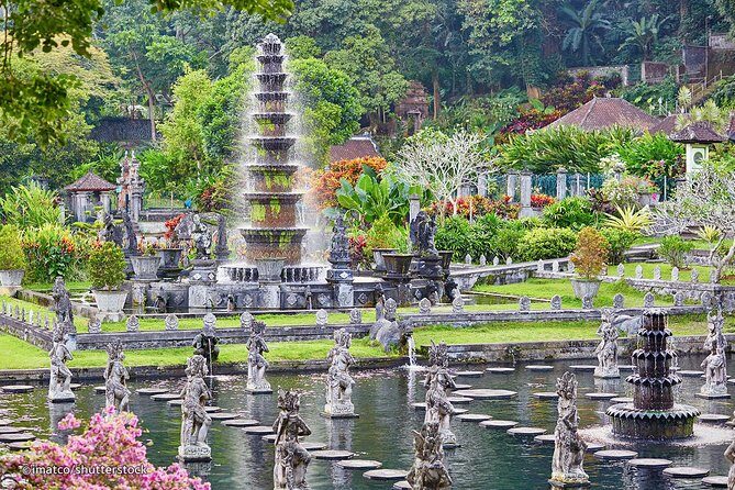 Gate Heaven of LEMPUYANG TEMPLE & East Bali Tours - Pantai Pasir Putih (White Sand Beach): Turquoise Water and Pulau Paus
