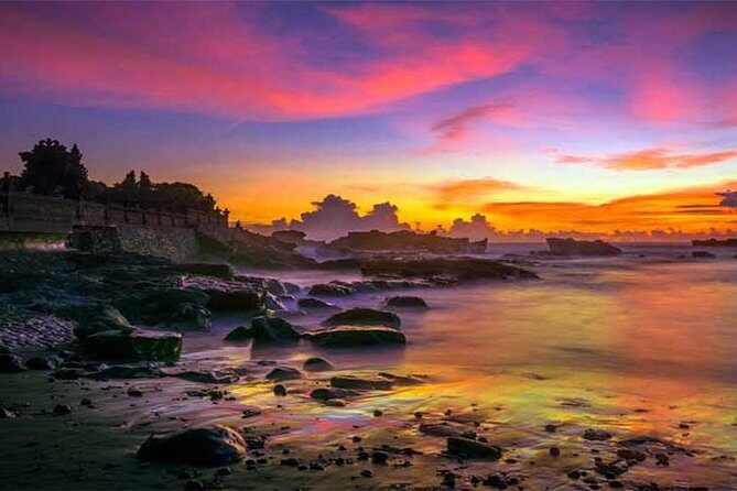 Half-Day Taman Ayun UNESCO and Tanah Lot Temple with private Car - Tanah Lot: Sea-Rock Shrine and the Best Time to See It