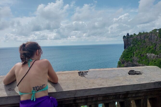 Half Day Uluwatu Temple And Kecak Dance Private Guided Tour - Who should book this Uluwatu and Kecak private tour