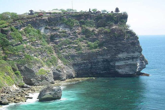 Halfday Tour:Uluwatu Temple,Kecak Dance and Dinner Jimbaran Beach with Transport - Who this tour is best for (and who should tweak it)