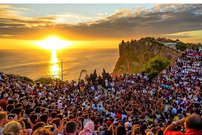 Kecak fire dance and uluwatu temple tour - free wifi - A 6-hour loop from Kuta to Uluwatu and Jimbaran