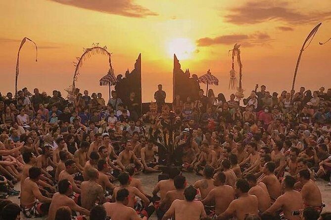 Kecak fire dance and uluwatu temple tour - free wifi - Price and value: $28 plus two separate entrance fees