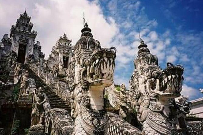 Lempuyang Temple Entrance Ticket All Inclusive - Drivers and Guides: The Difference Between Getting There and Enjoying It