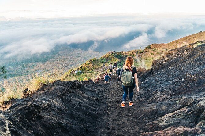 Mount Batur Sunrise Hike & Hot Spring (Private & All-Inclusive) - Buffet Lunch at Batur Sari: Mountain Views Plus Cooler Air