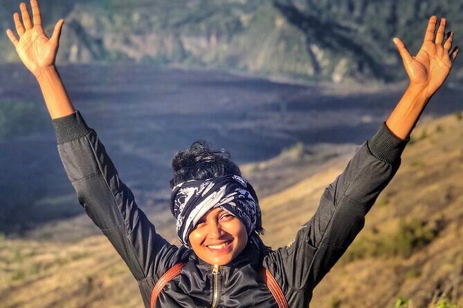 Mt. Batur : All-Inclusive Sunrise Trekking & Swing Ticket - Mt. Batur sunrise trekking that actually helps your photos