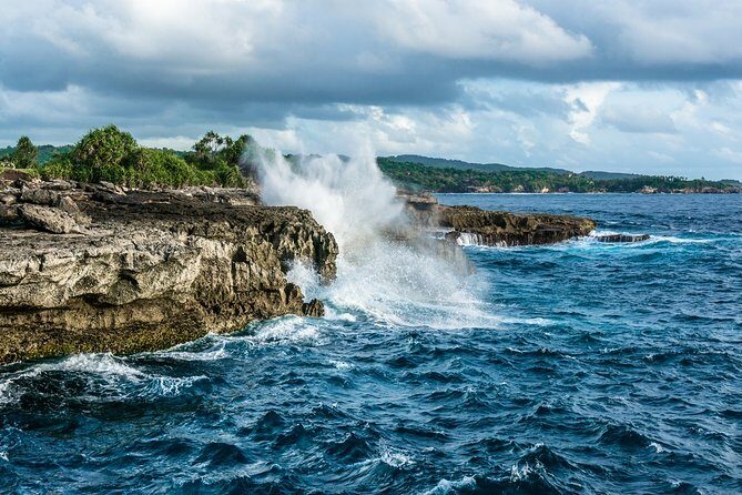 Nusa Lembongan Island: Snorkeling & Mangrove Forest Day Tour - Devil’s Tears: where the waves do the acting