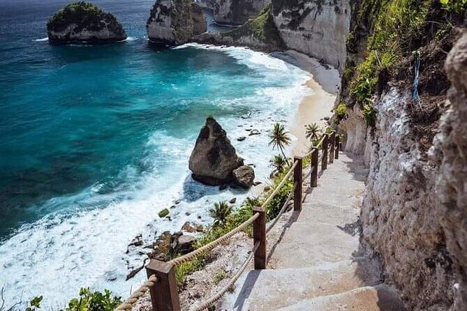 Nusa Penida East And West Full Day Private Guided Tour - Happy Cafe Penida lunch: what you’ll actually eat