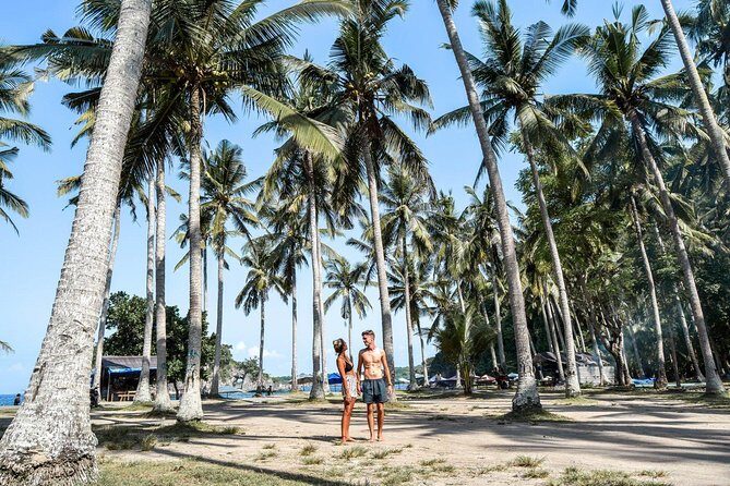 Nusa Penida Instagram Tour: Legendary Spots (Private & All-Inclusive) - Crystal Bay: black sand, photo ops, and snorkel gear options