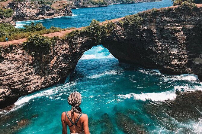Nusa Penida Instagram Tour: The Most Iconic Spots (Private & All-Inclusive) - Atuh Beach and Rumah Pohon Tree House: wide views and big photo angles