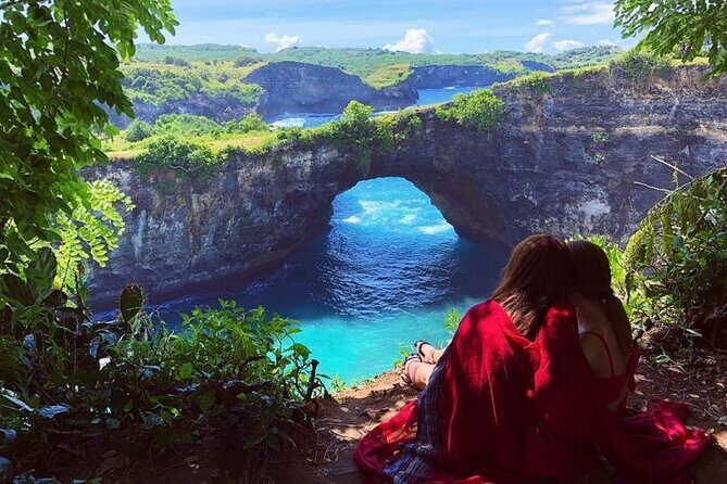 Nusa Penida West Tour - Broken Beach and the west-coast rock drama