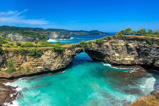 Nusa Penida West Tour - Lunch at D’Uma Resto & Bar: a break that doesn’t derail the day