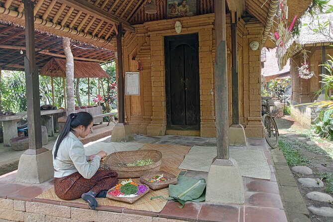 Penglipuran Village Waterfall Swing Private Guided Tour - Stop 2: Kemenuh Monkey River and the Petanu River trail
