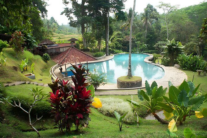 Private Full-Day Tour: Discover The Best of Bali Destination - Penatahan Hot Springs and Tanah Lot: the day’s two emotional peaks