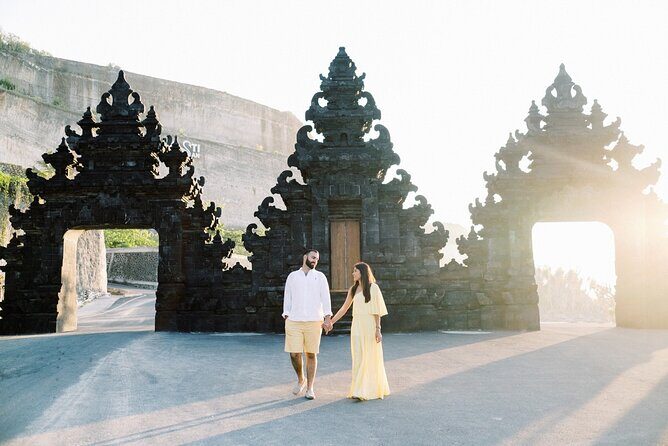 Private Tour Bali Beaches and Uluwatu Temple with Dinner - Melasti Ungasan: Cliff-Edge Beauty and the Kecak + Fire Dance Setup