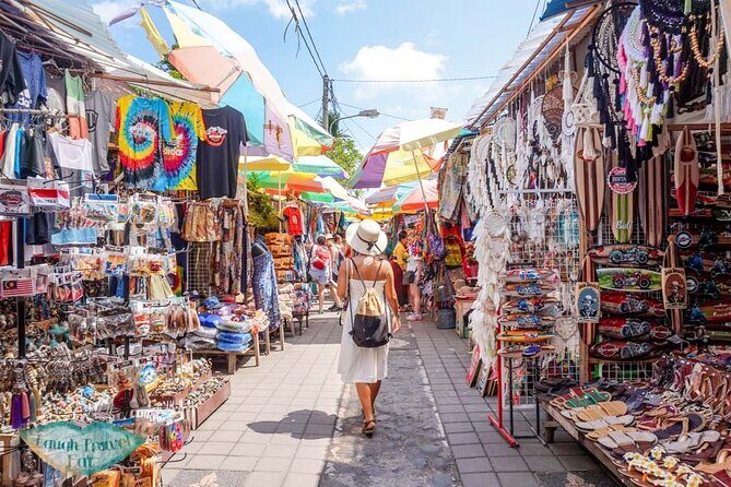Private Tour: Waterfall, Kintamani Volcano, Ubud Tour with Lunch - Stop 5 and 6: Ubud Art Market Finds and Puri Saren Palace Beauty